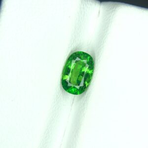 Natural Tsavorite Garnet – 1.35 Carat | Vibrant Green Elegance