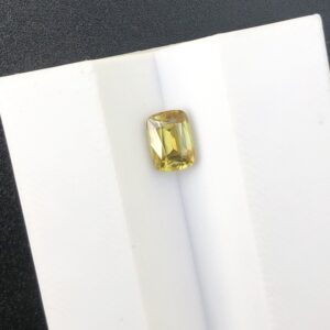 Natural Yellow Sphene (Titanite) Loose Gemstone – 1.50 Carats